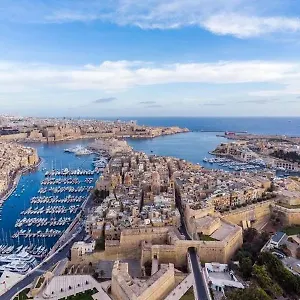 Holiday home Dar Barbara - Duplex 1 Double Bed Maltese Style House, Cospicua